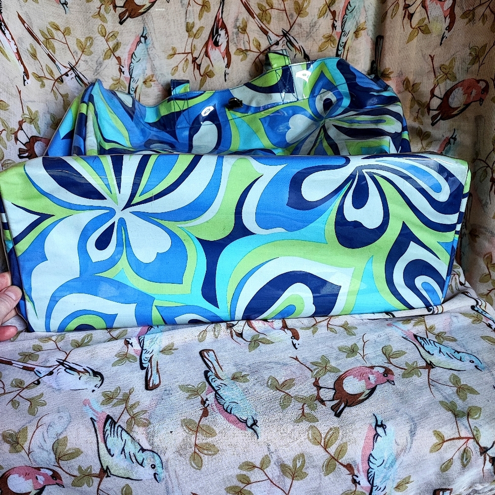 Vintage Roxy Wild Floral 1960s Vibe Flower Power Vinyl Plastic Cover Travel Tote - Picture 8 of 16